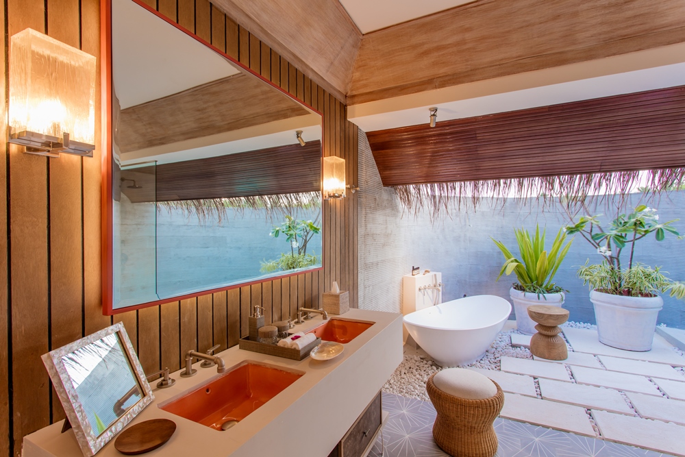 content/hotel/Kanuhura/Accommondation/Beach Villa Sunrise/Kanuhura-Acc-BeachVillaSunrise-01.jpg